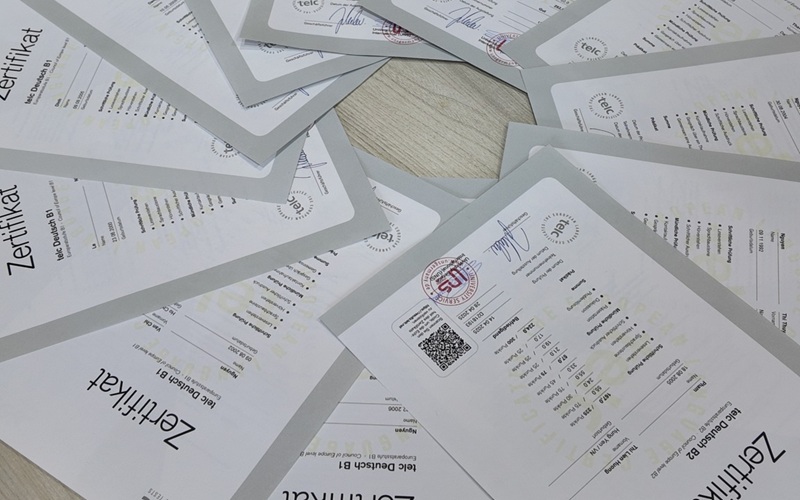 Chỉ sau 8 tháng học tập, nhiều học viên tại Gemind đã chinh phục thành công chứng chỉ tiếng Đức B1 – bước đệm quan trọng để đủ điều kiện du học nghề ngành bán hàng tại Đức