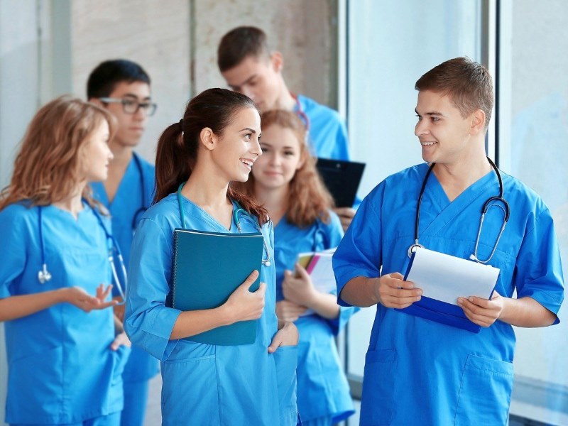 Hoàn tất chương trình du học nghề điều dưỡng – mở ra tương lai nghề nghiệp vững chắc tại châu Âu