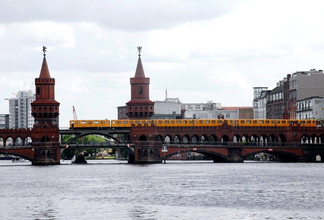 Chi phí đi lại và phát sinh là khoản cần dự trù khi du học tại Đức.