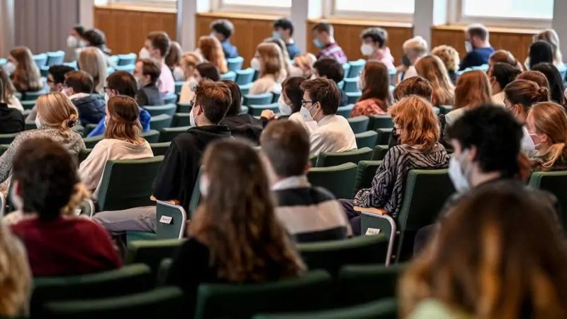 Học dự bị đại học ở Đức là bước đệm quan trọng giúp bạn sẵn sàng cho hành trình vào giảng đường chính thức.