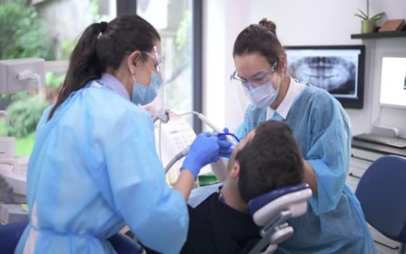 Chương trình đào tạo nghề trợ lý nha khoa khi du học tại Đức