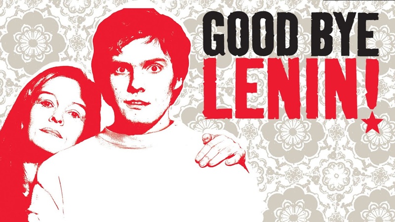 Good Bye, Lenin! (2003) – Phim hài – chính kịch giúp luyện nghe qua ngữ cảnh cảm động, mở rộng vốn từ về văn hóa Đức.