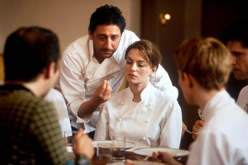 Bella Martha (2001) – Phim tình cảm nhẹ nhàng giúp học từ vựng về cảm xúc, công việc và giao tiếp đời thường.